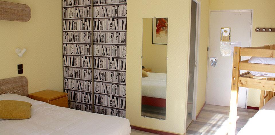 Côté Sud Chambre Familiale Côté Sud Chambre Familiale